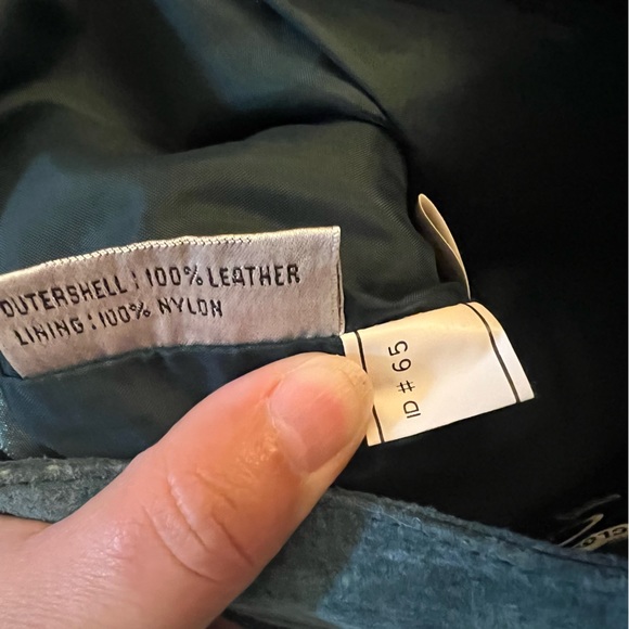 G-III Leather Teal Skirt. 100% Leather. - Picture 5 of 8